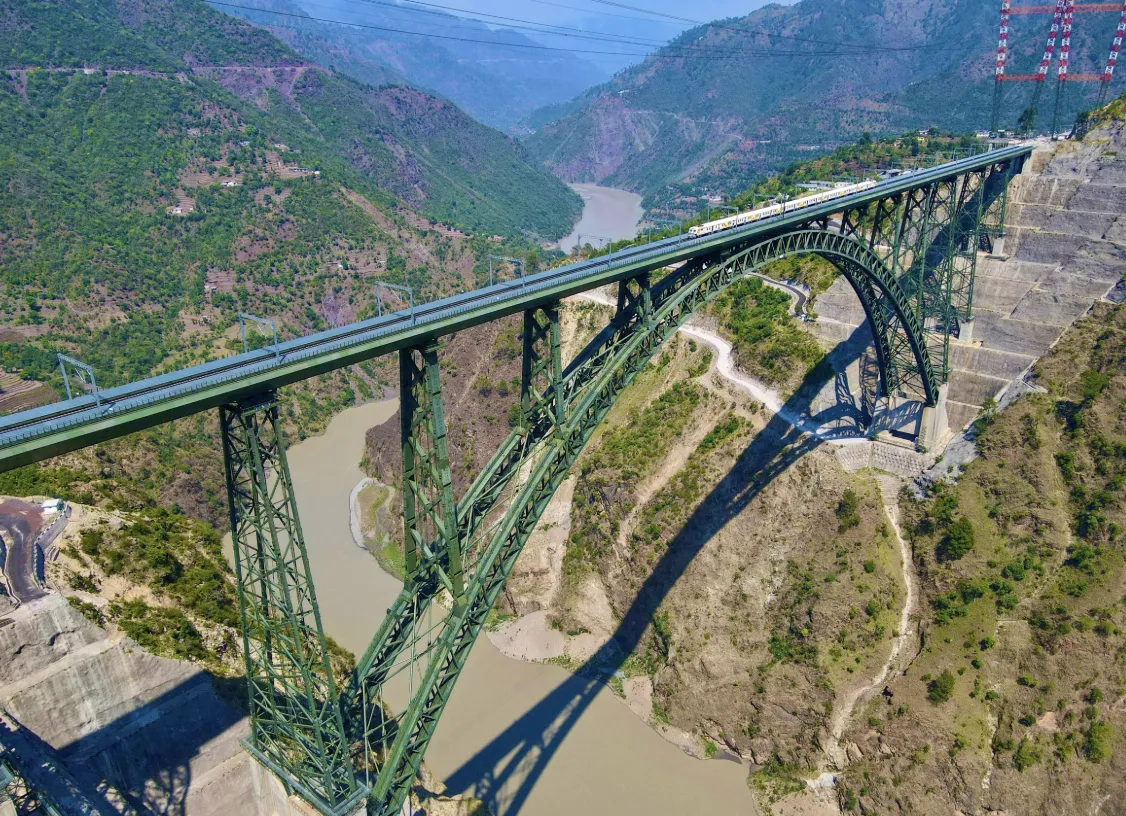 Chenab Bridge / on-site testing